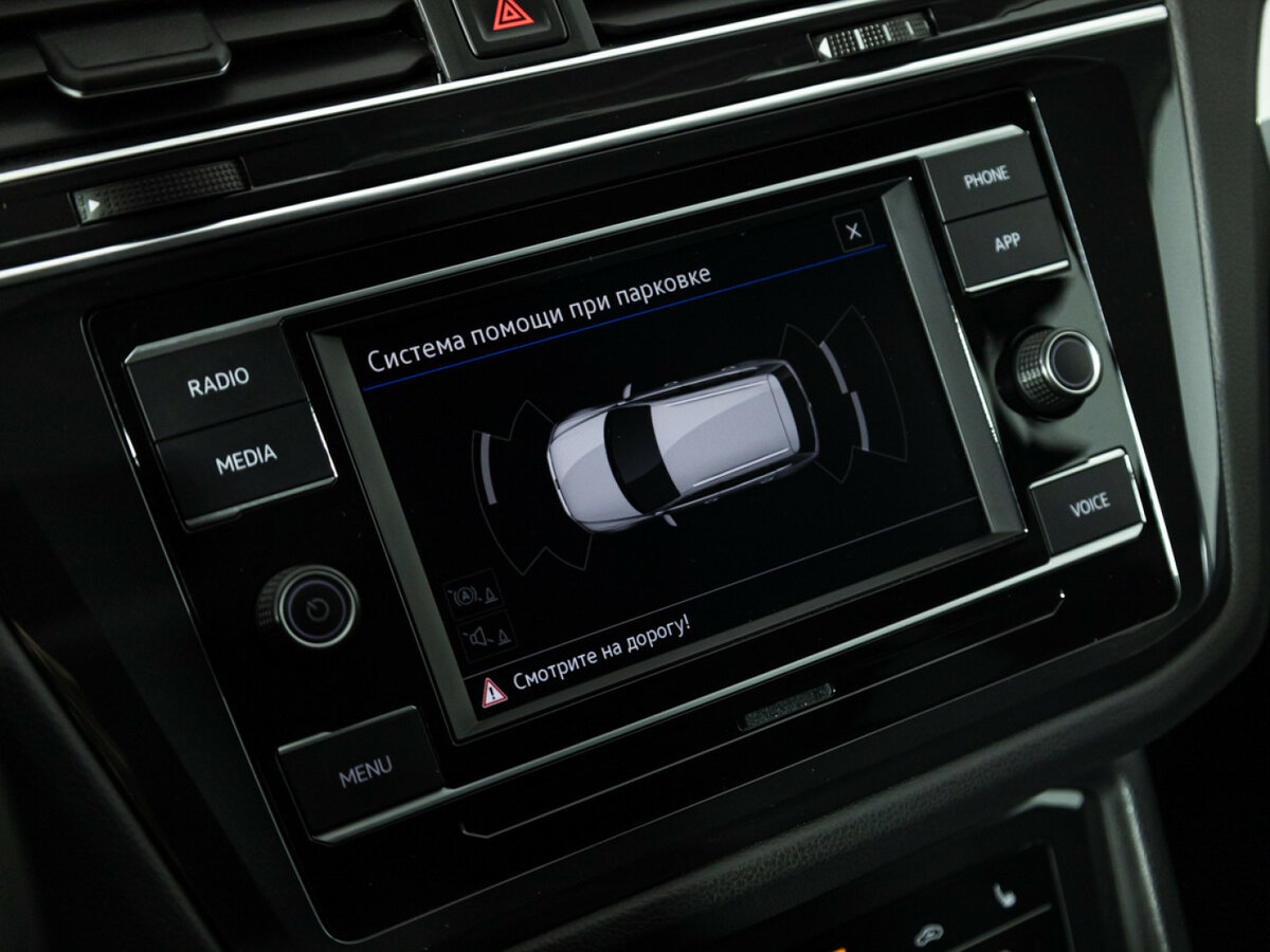 Купить Volkswagen Tiguan с пробегом. Фото: #11