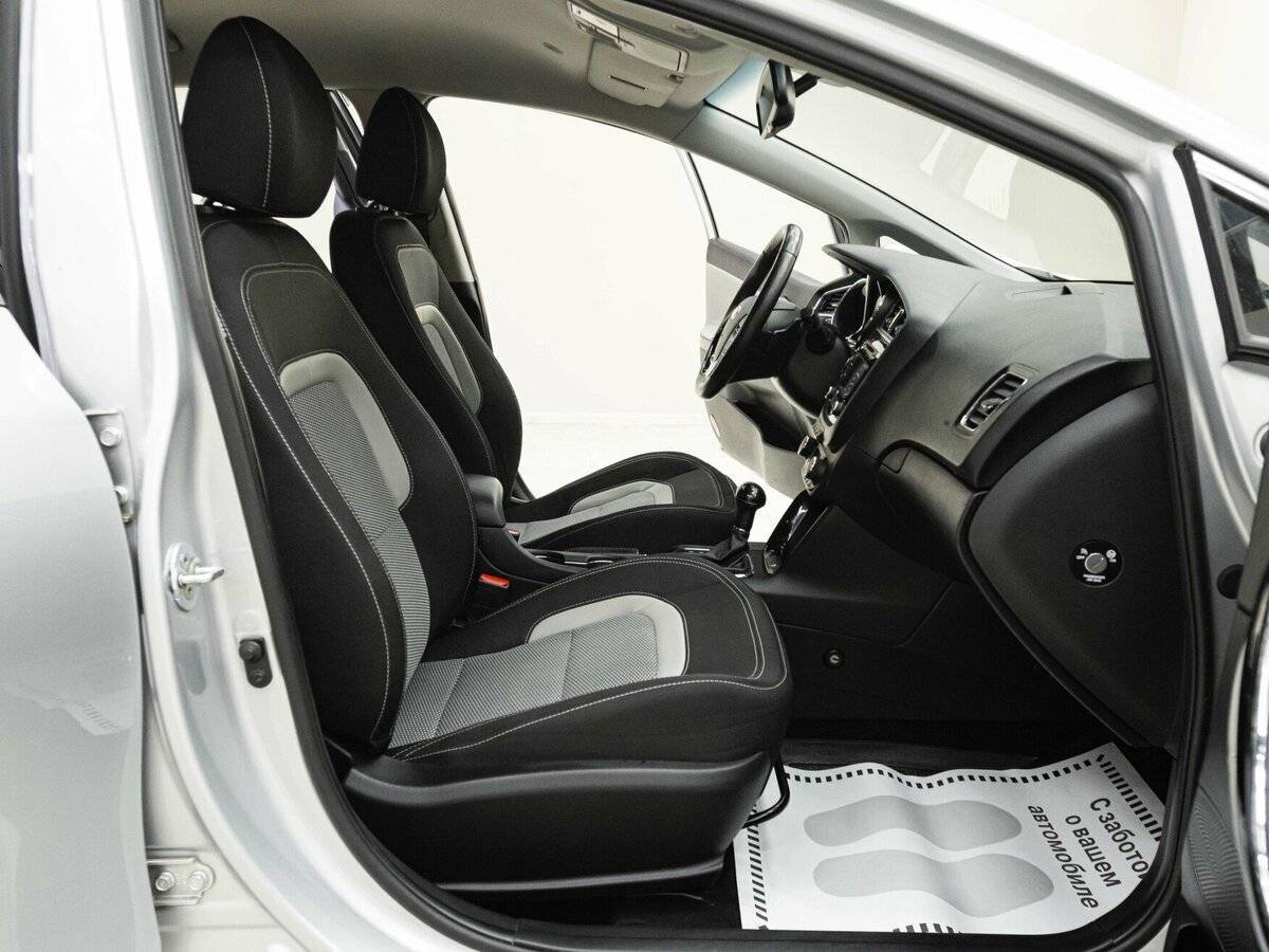 Купить Kia Ceed с пробегом. Фото: #14