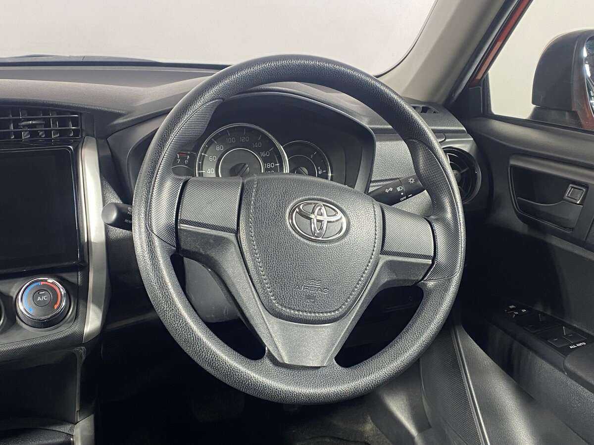 Купить Toyota Corolla с пробегом. Фото: #11