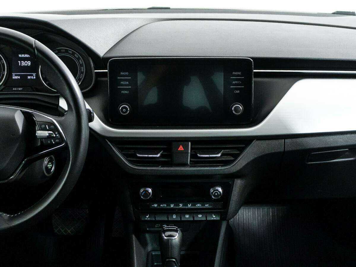 Купить Skoda Rapid с пробегом. Фото: #13