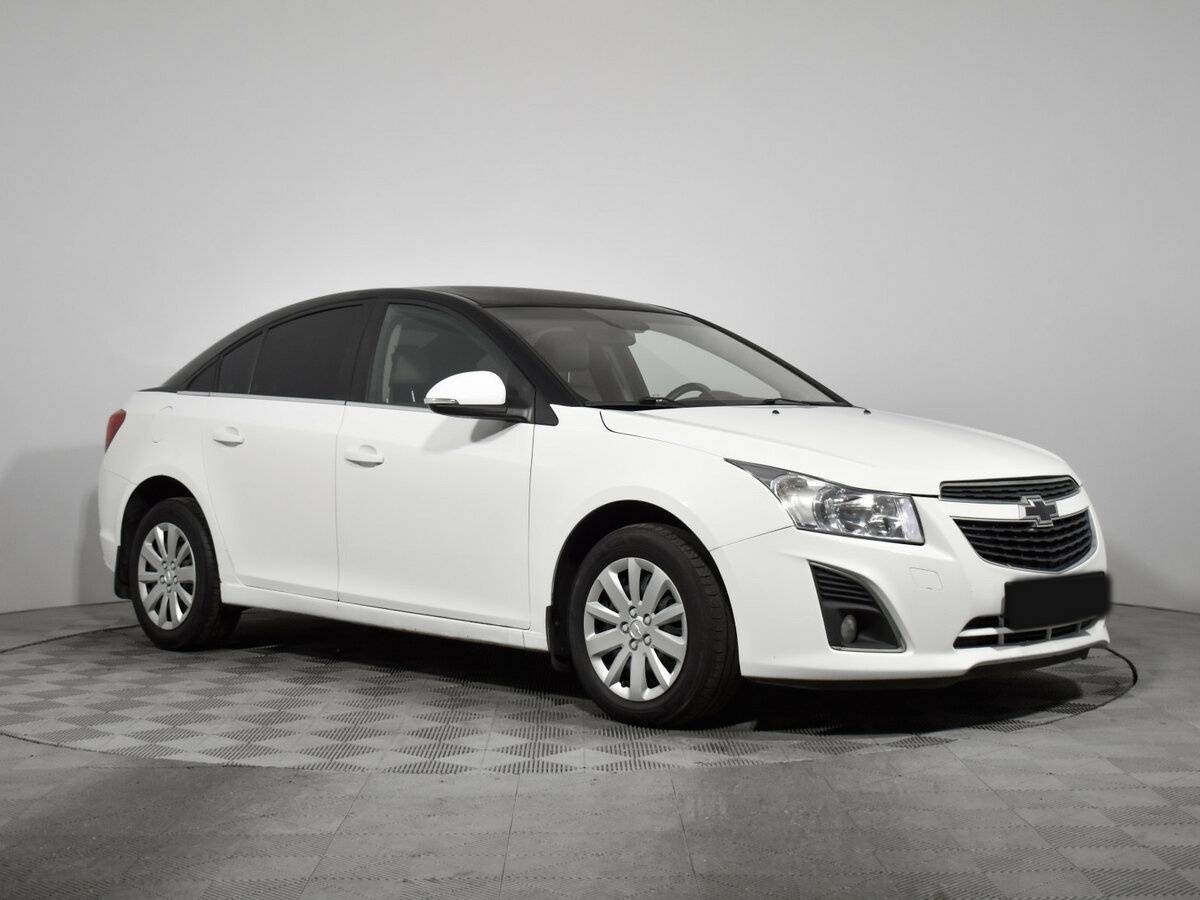 Купить Chevrolet Cruze с пробегом. Фото: #2
