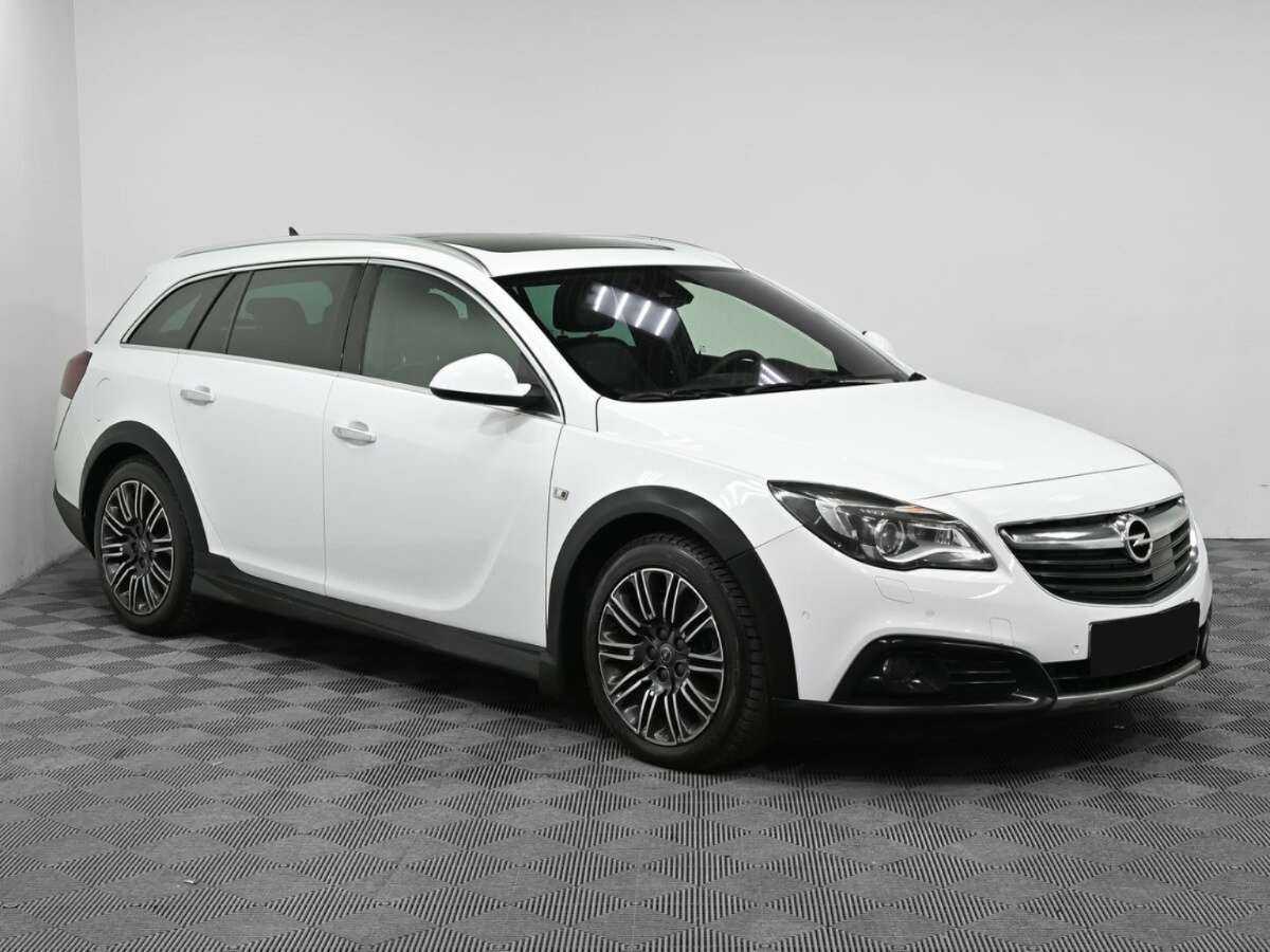 Купить Opel Insignia с пробегом. Фото: #2