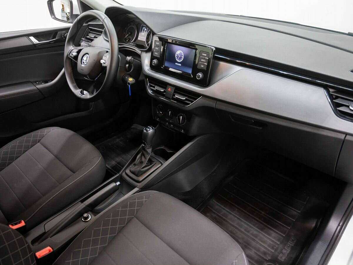 Купить Skoda Rapid с пробегом. Фото: #13