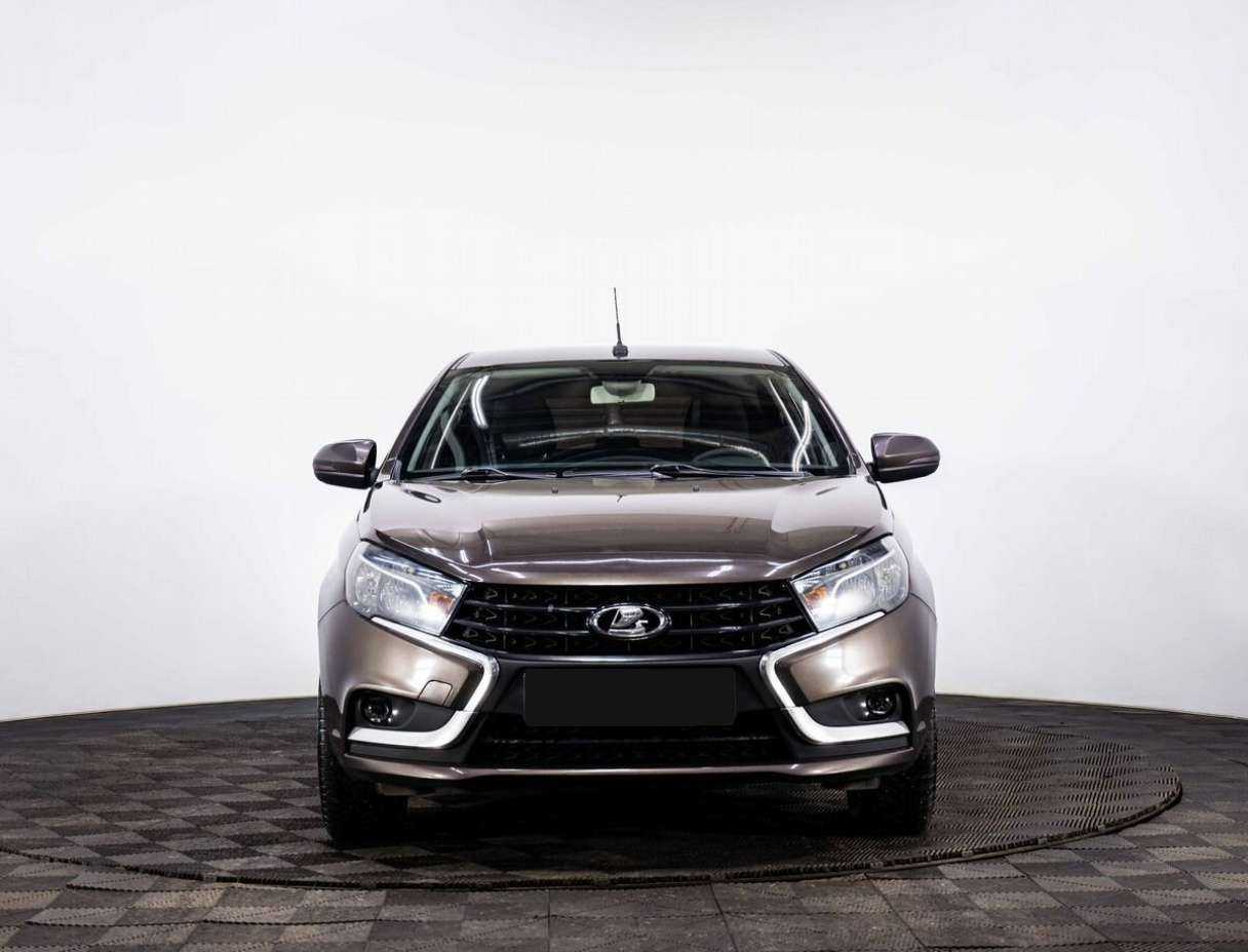 Купить Lada (ВАЗ) Vesta с пробегом. Фото: #1