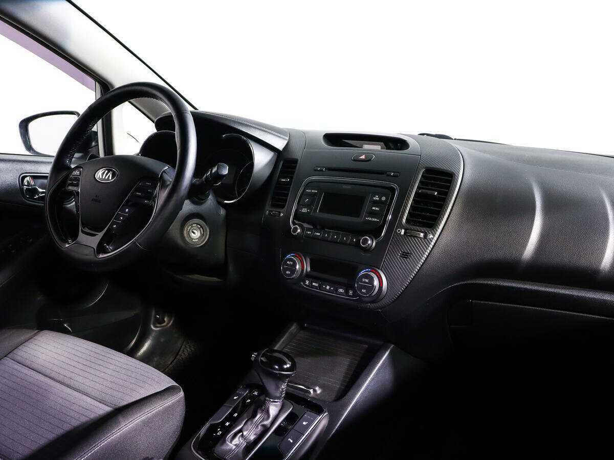 Купить Kia Cerato с пробегом. Фото: #8