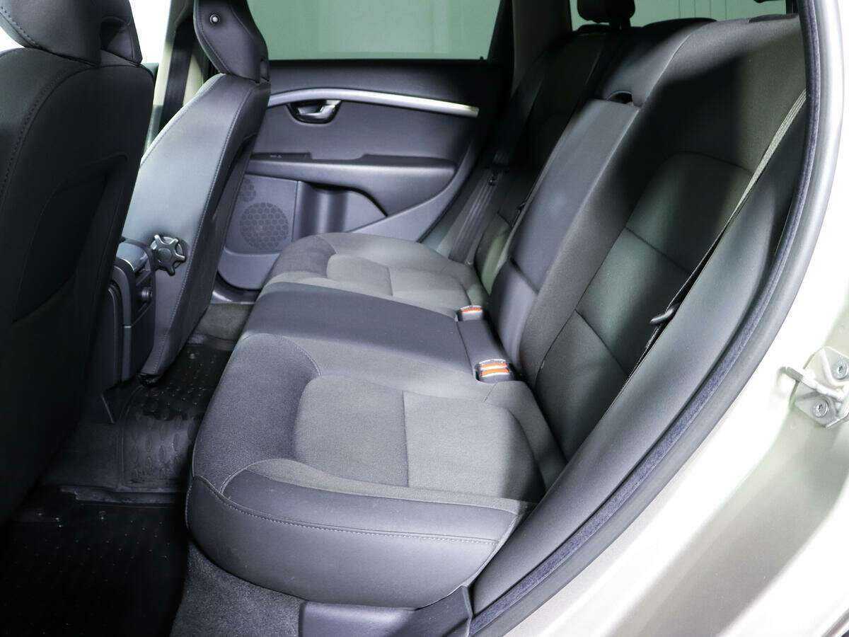 Купить Volvo XC70 с пробегом. Фото: #7