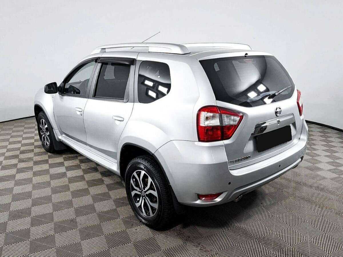 Купить Nissan Terrano с пробегом. Фото: #5