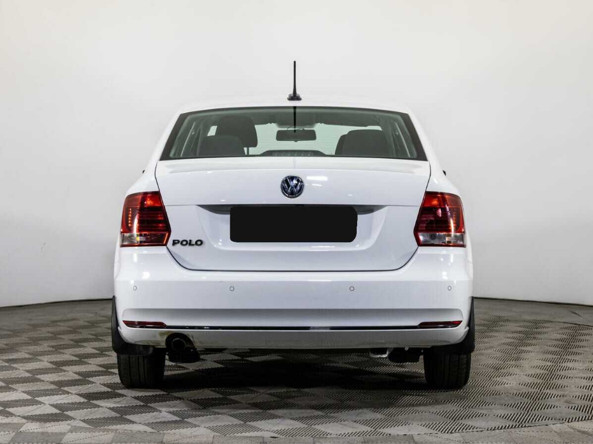 Купить Volkswagen Polo с пробегом. Фото: #4