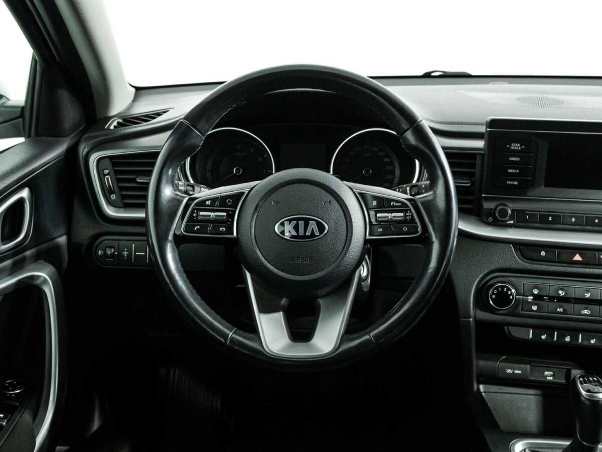 Купить Kia Ceed с пробегом. Фото: #21