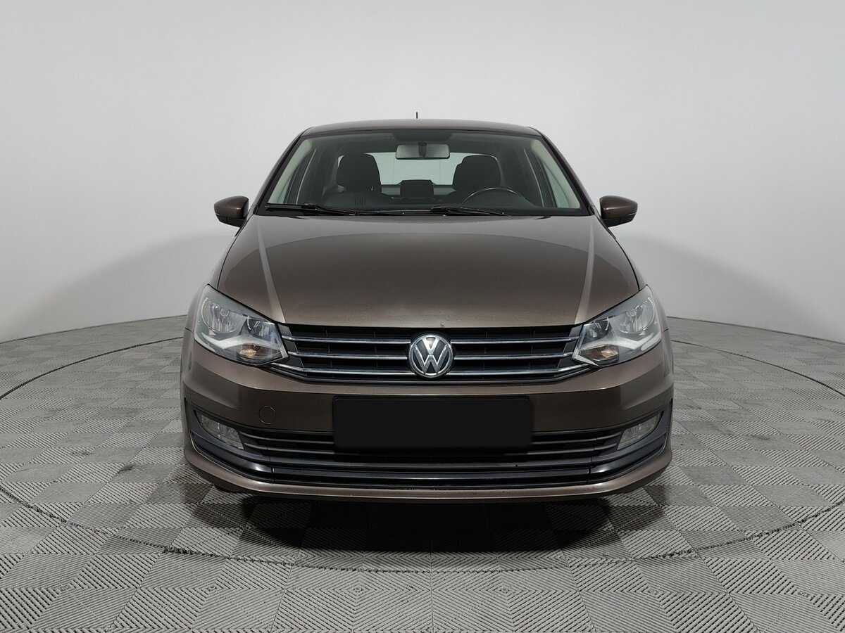 Купить Volkswagen Polo с пробегом. Фото: #1