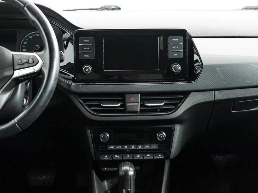 Купить Volkswagen Polo с пробегом. Фото: #13