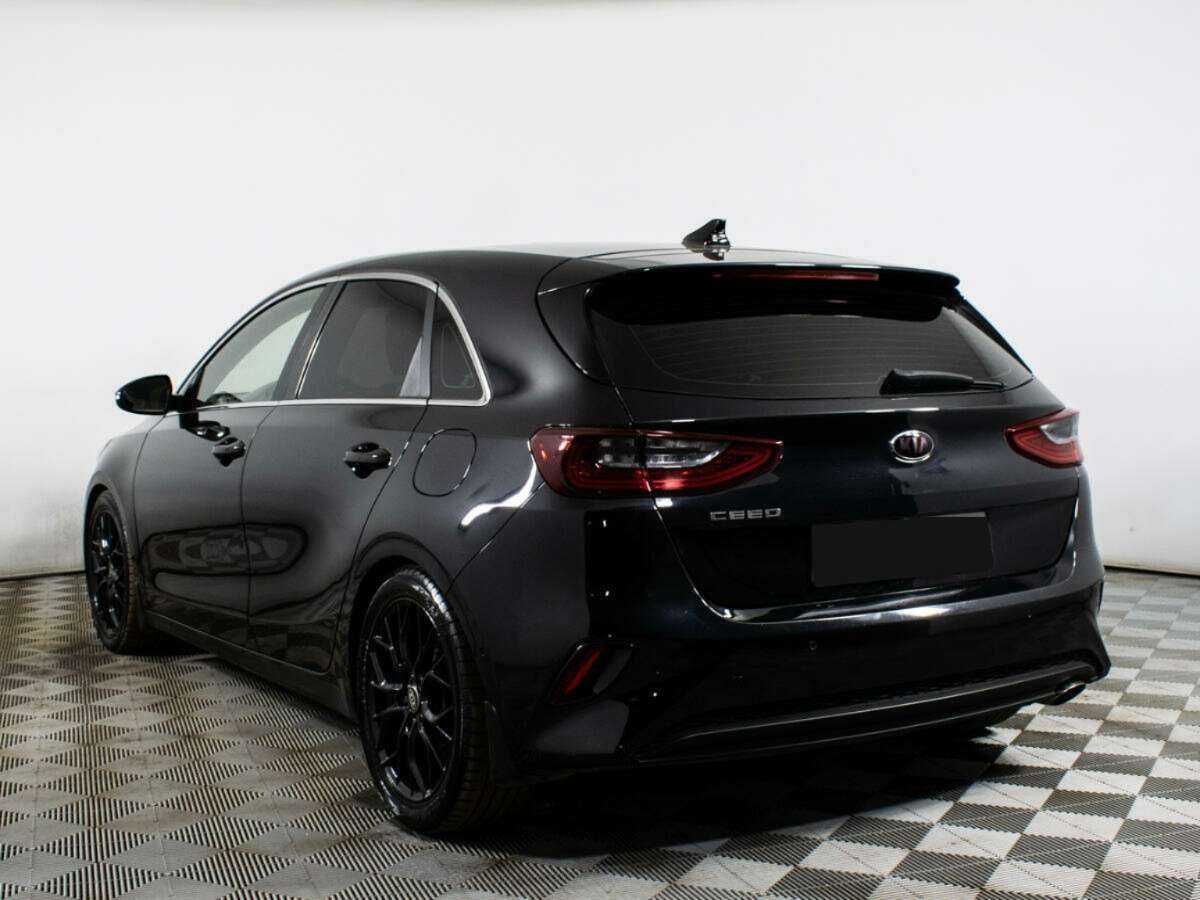 Купить Kia Ceed с пробегом. Фото: #6