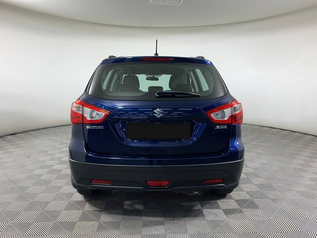 Купить Suzuki SX4 с пробегом. Фото: #5