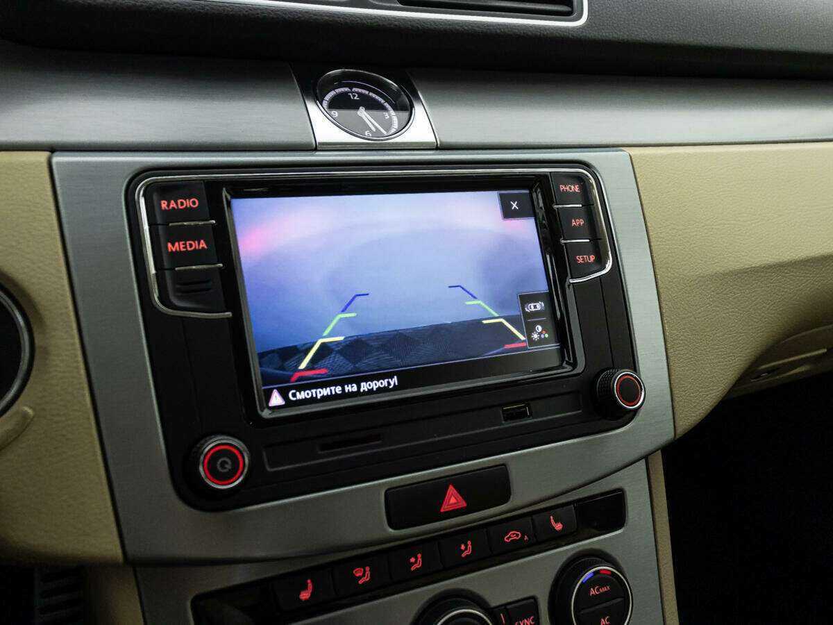 Купить Volkswagen Passat CC с пробегом. Фото: #14