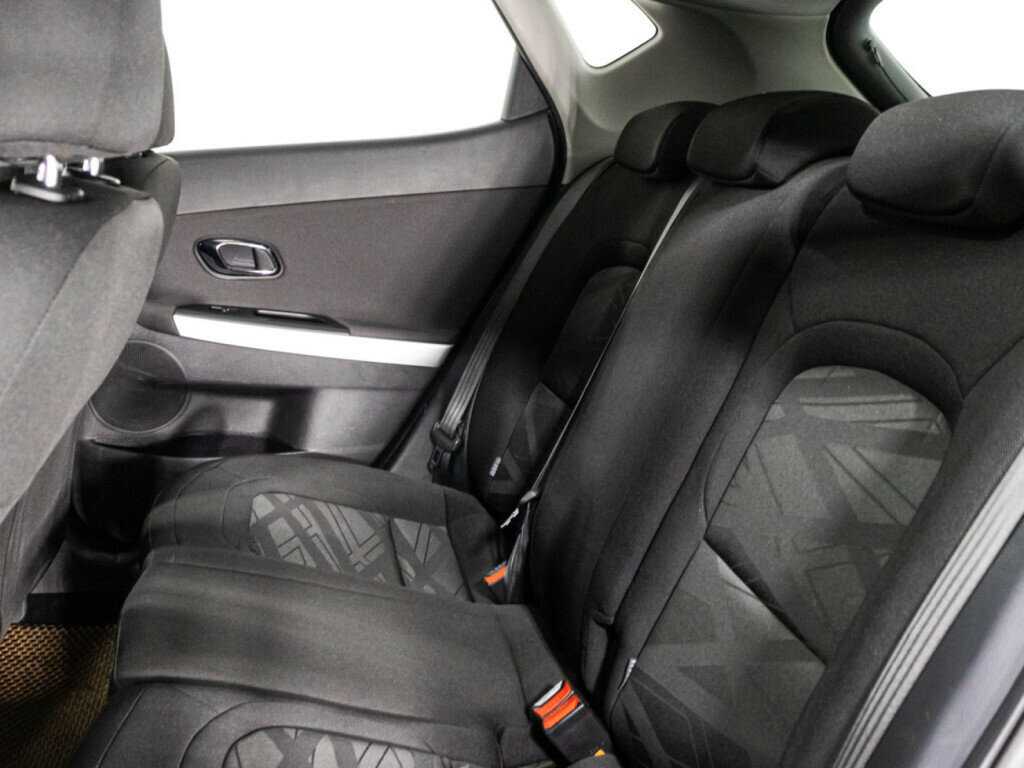 Купить Kia Ceed с пробегом. Фото: #9