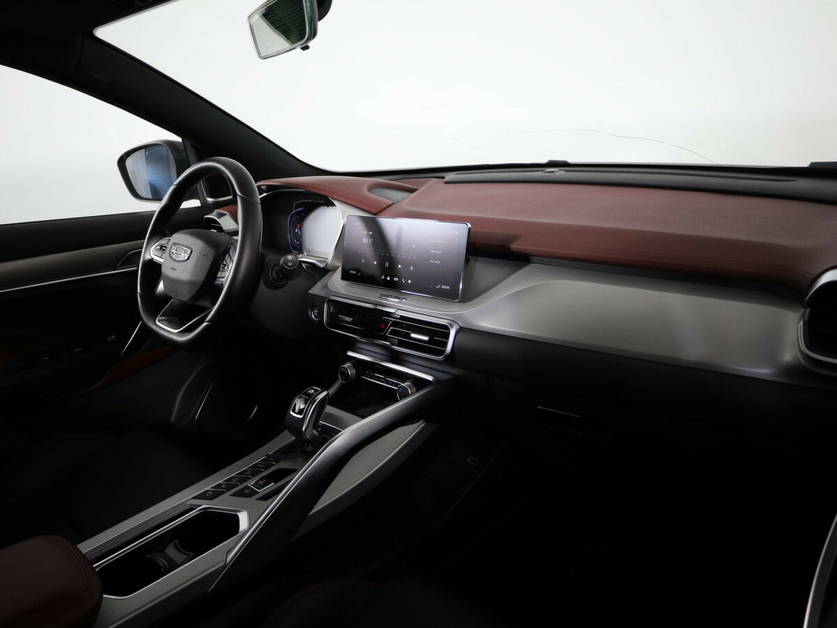 Купить Geely Coolray с пробегом. Фото: #10