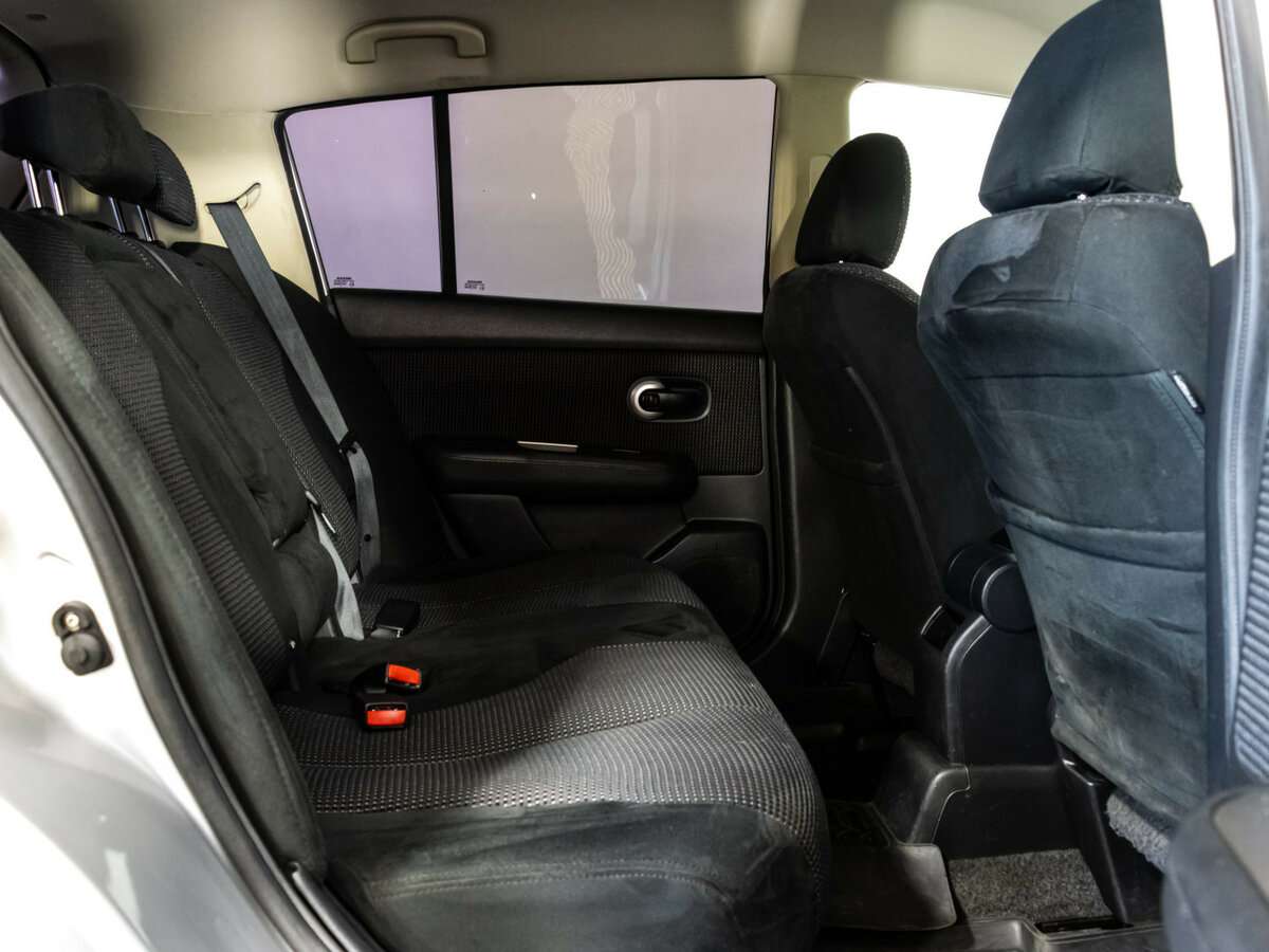 Купить Nissan Tiida с пробегом. Фото: #12