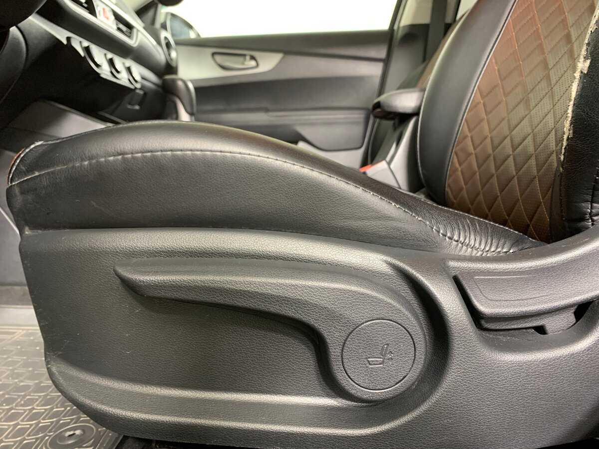 Купить Kia Cerato с пробегом. Фото: #14