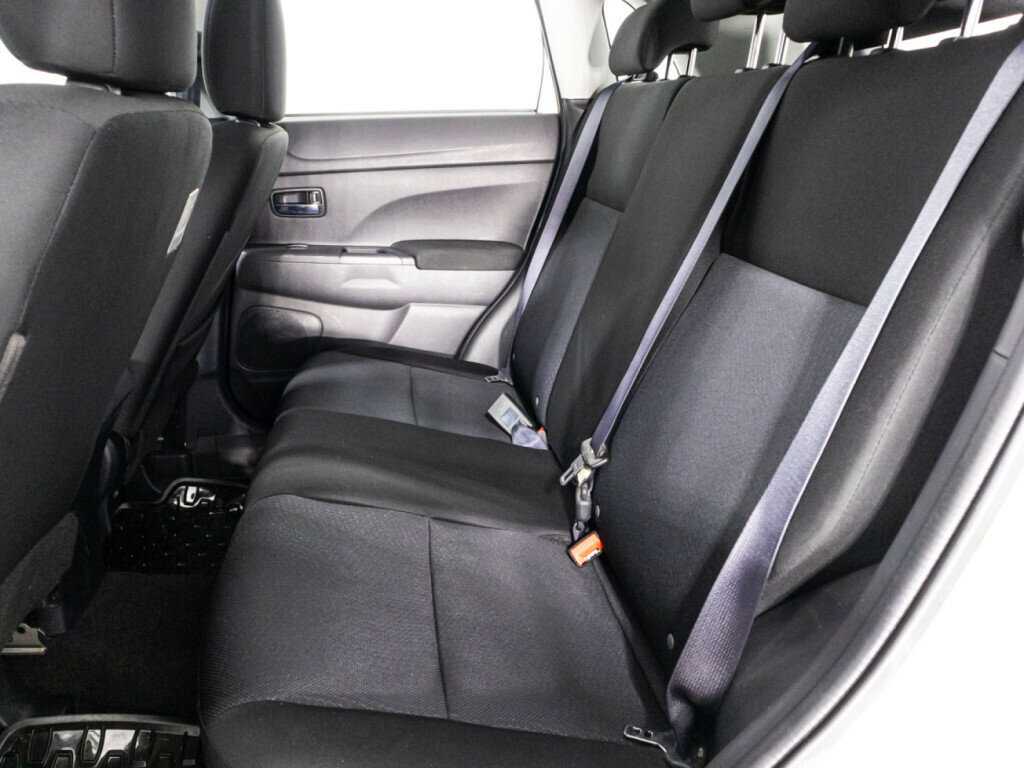 Купить Mitsubishi ASX с пробегом. Фото: #9