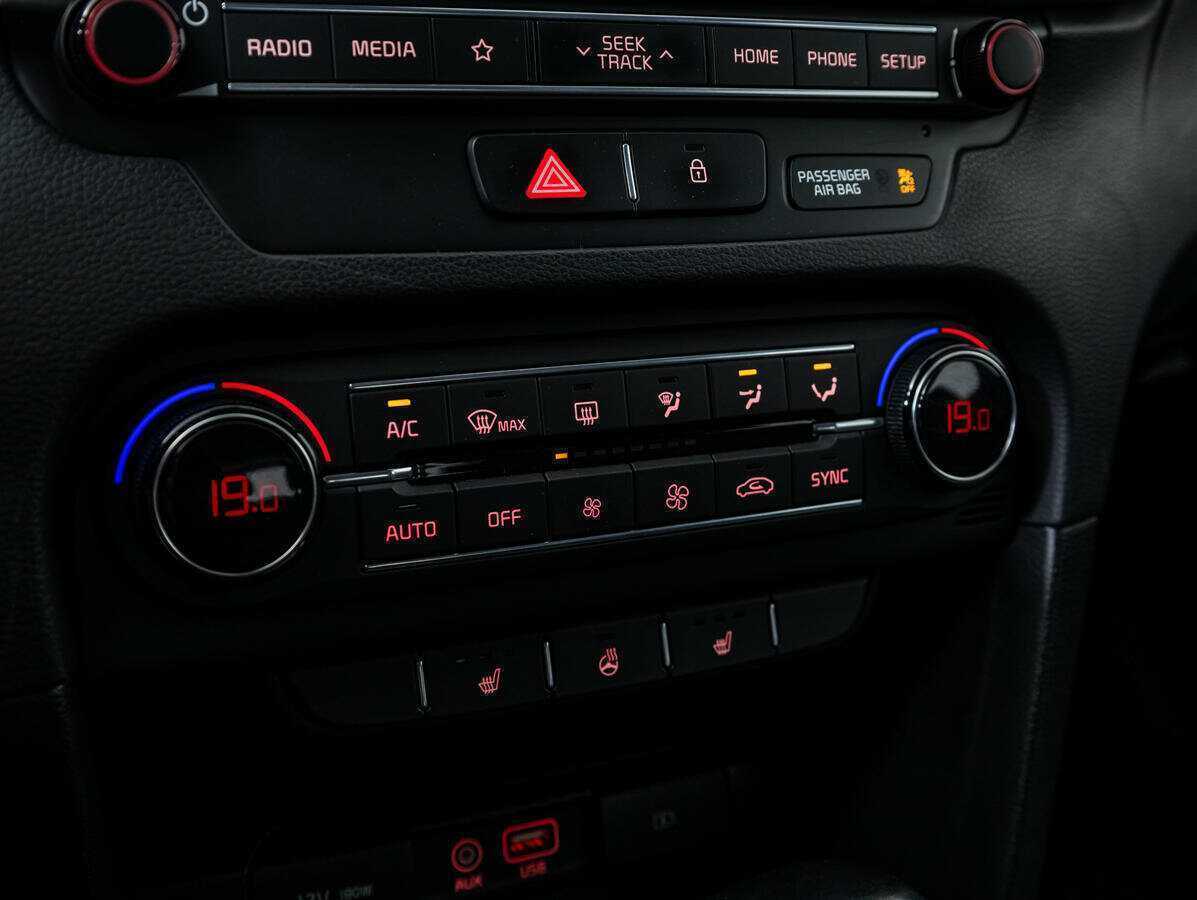 Купить Kia Ceed с пробегом. Фото: #15