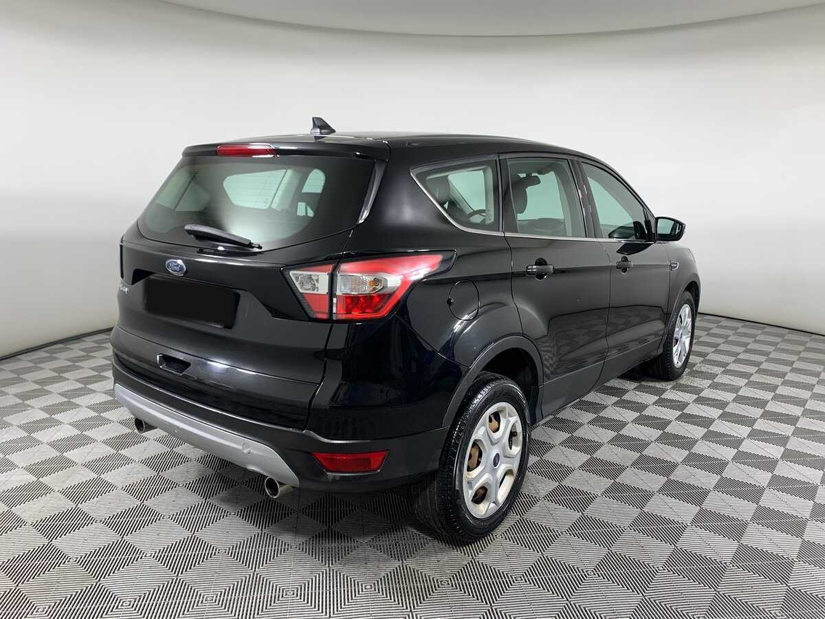 Купить Ford Kuga с пробегом. Фото: #4