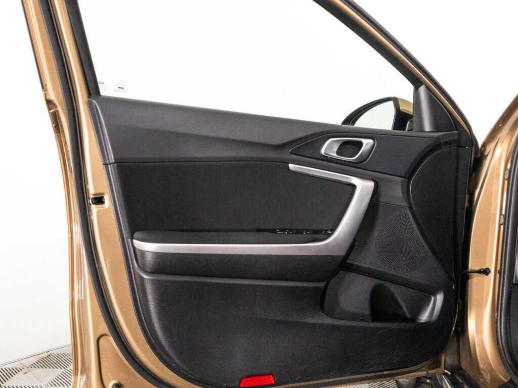 Купить Kia XCeed с пробегом. Фото: #25