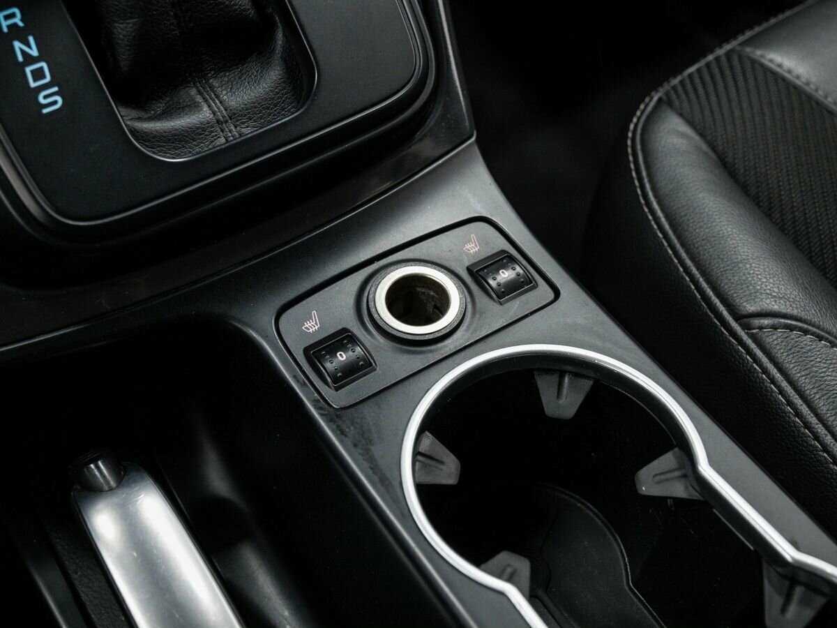 Купить Ford Kuga с пробегом. Фото: #19