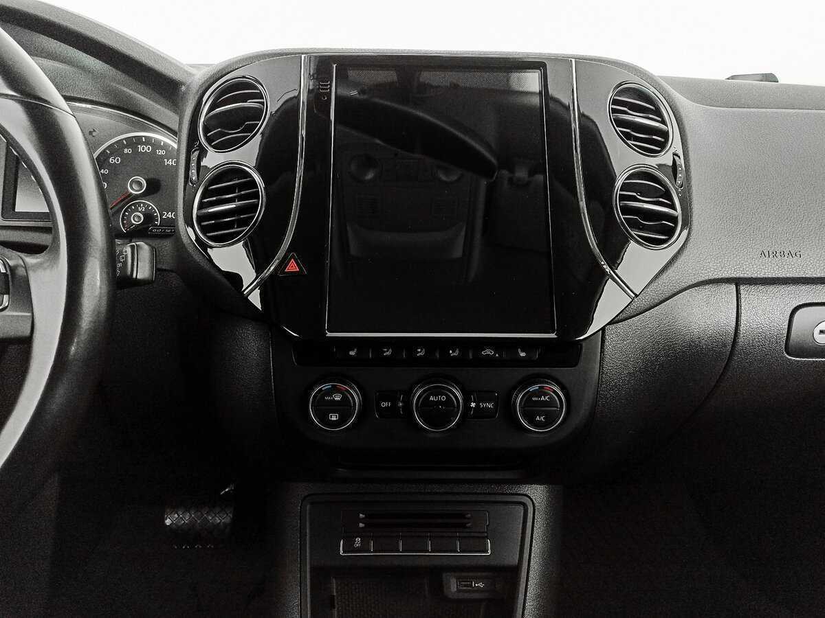 Купить Volkswagen Tiguan с пробегом. Фото: #12