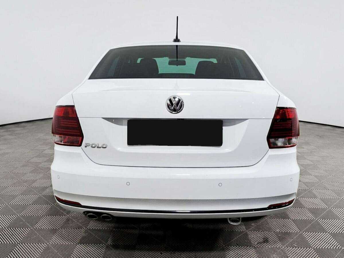 Купить Volkswagen Polo с пробегом. Фото: #4
