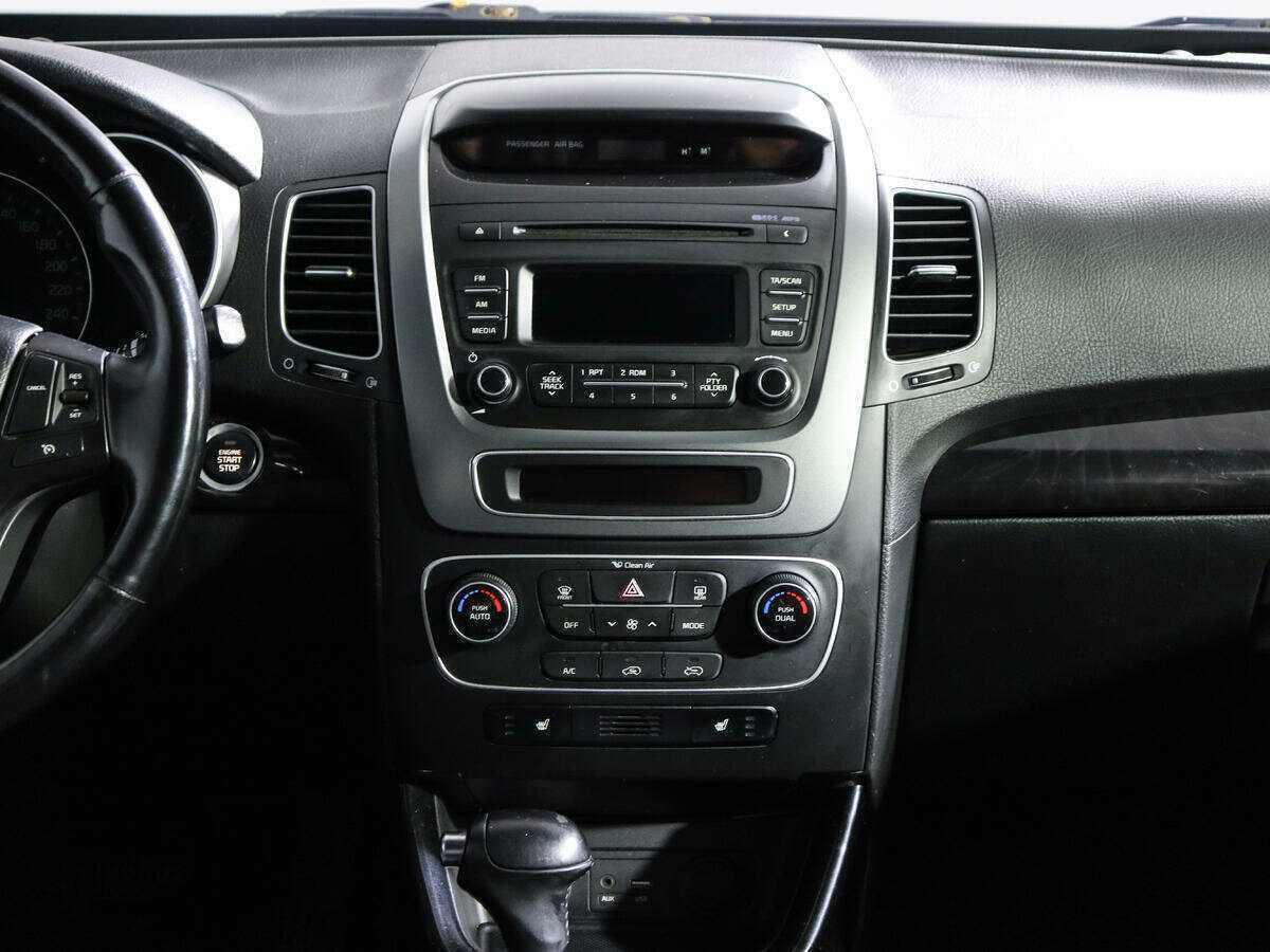 Купить Kia Sorento с пробегом. Фото: #12