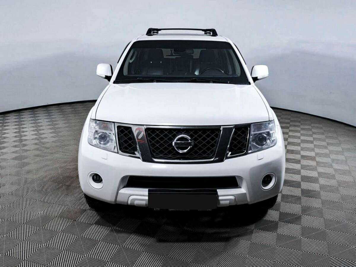 Купить Nissan Pathfinder с пробегом. Фото: #1