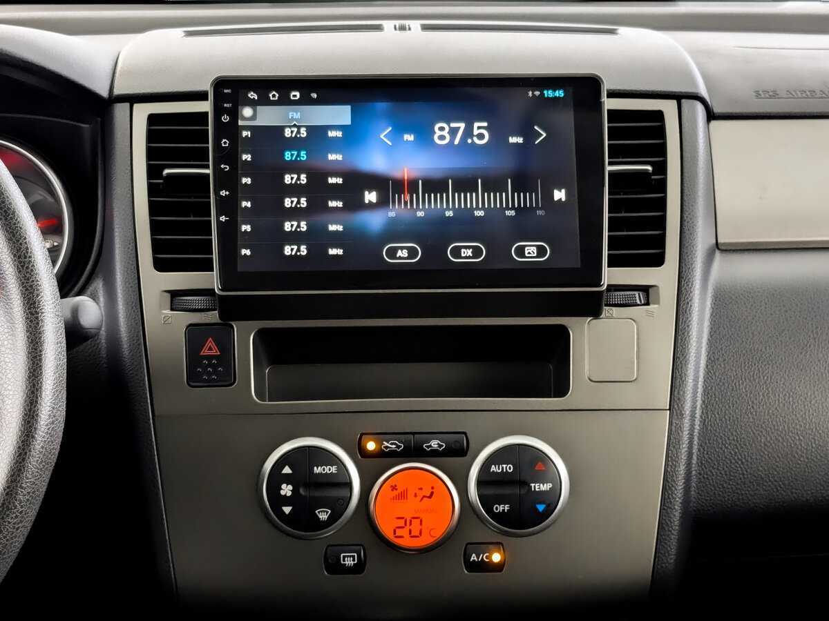 Купить Nissan Tiida с пробегом. Фото: #12