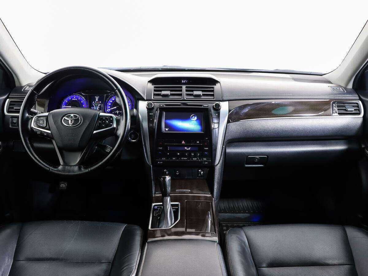 Купить Toyota Camry с пробегом. Фото: #9