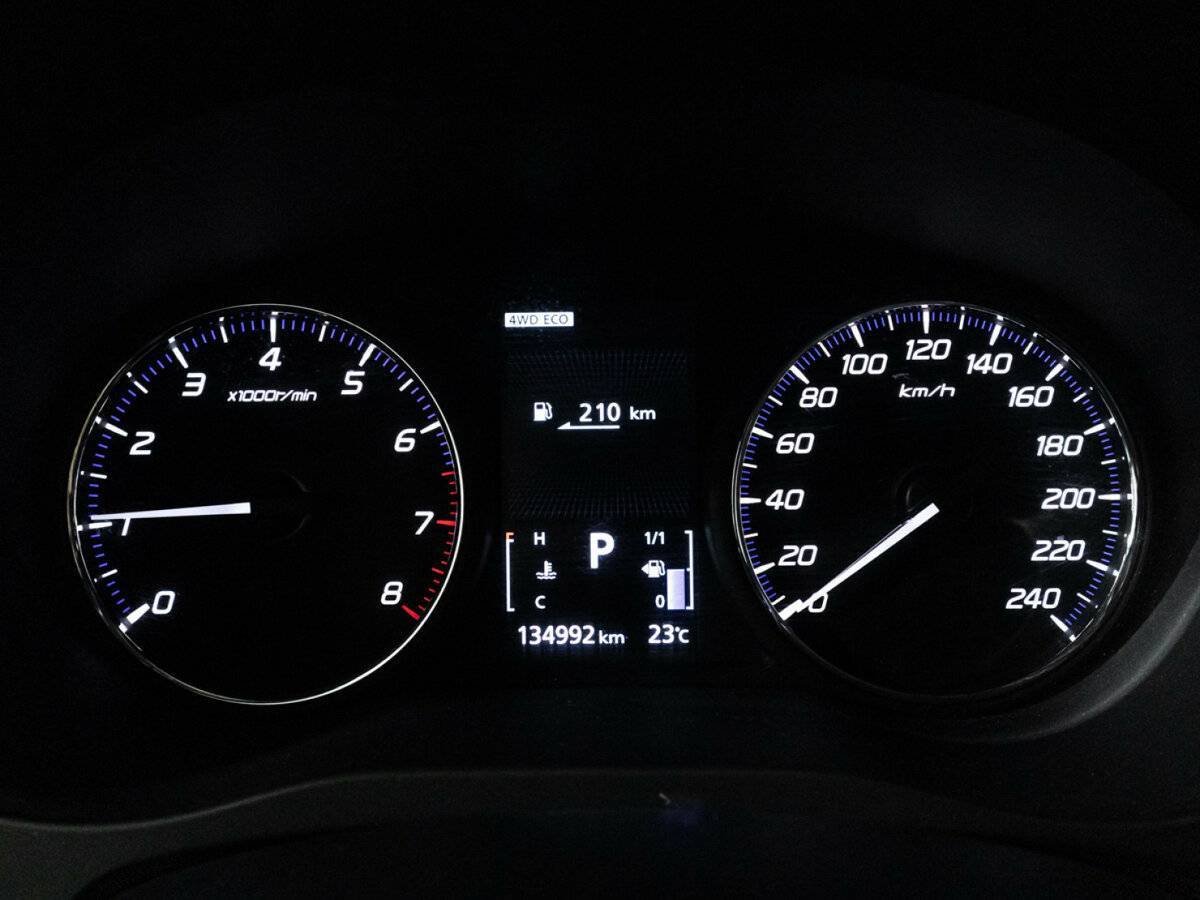 Купить Mitsubishi Outlander с пробегом. Фото: #11