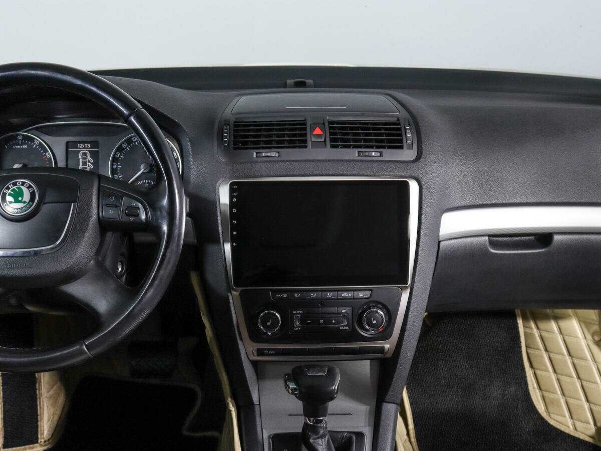 Купить Skoda Octavia с пробегом. Фото: #12