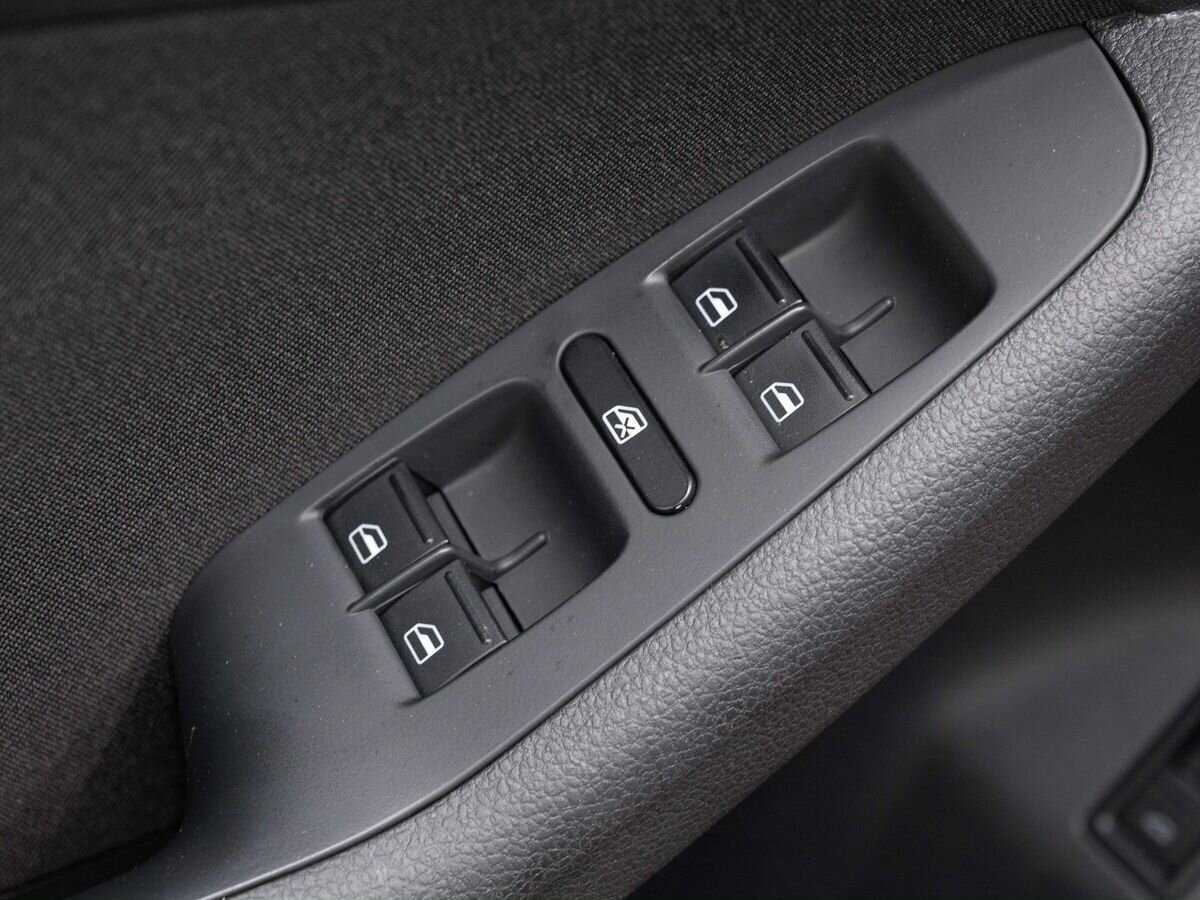 Купить Volkswagen Jetta с пробегом. Фото: #17