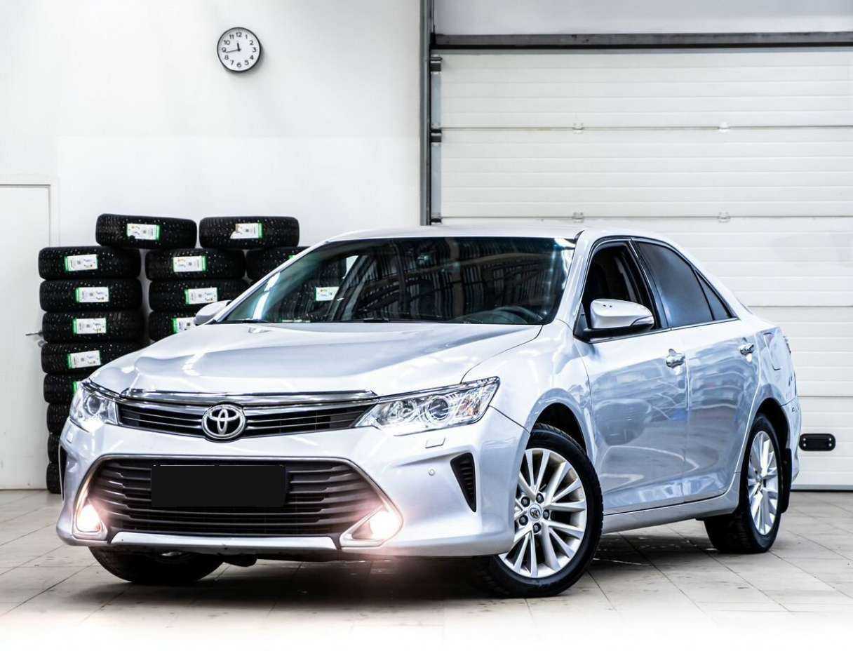 Купить Toyota Camry с пробегом. Фото: #0