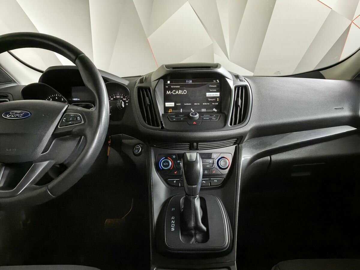 Купить Ford Kuga с пробегом. Фото: #10