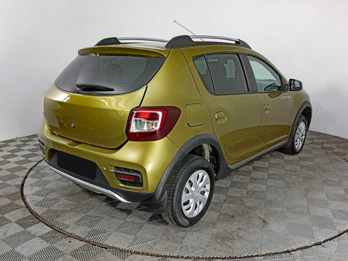 Купить Renault Sandero с пробегом. Фото: #4