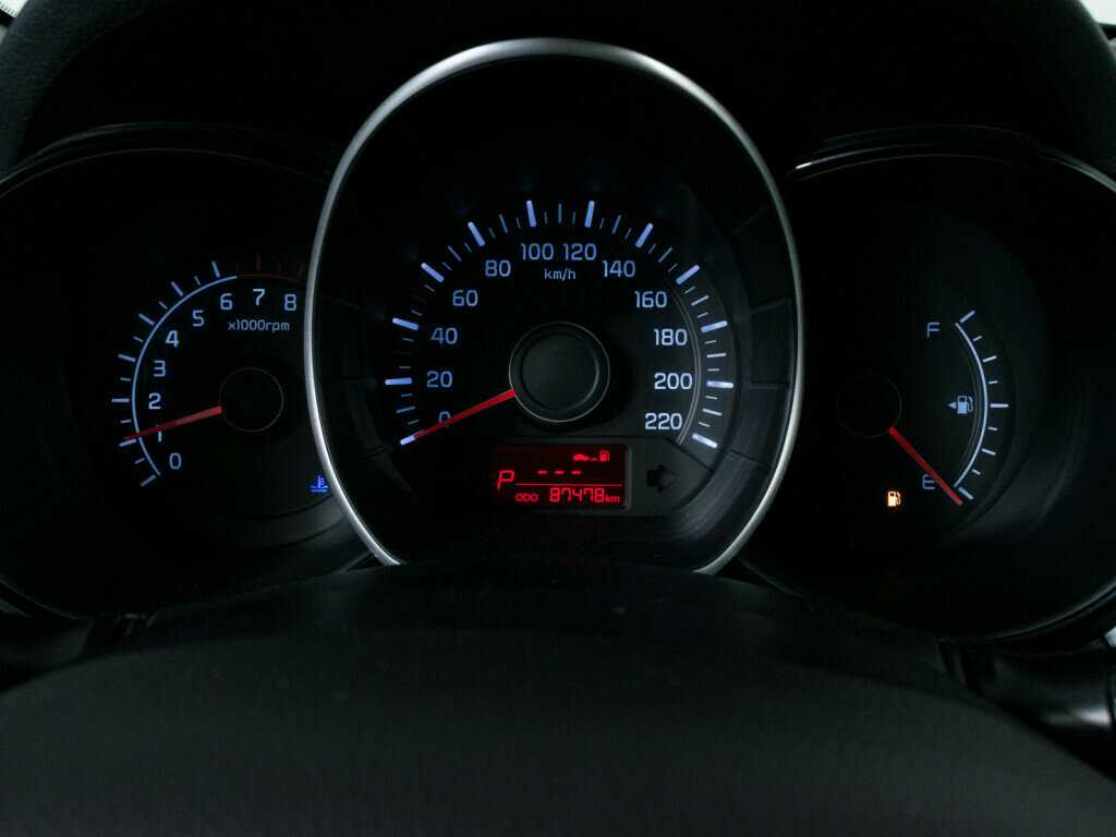 Купить Kia Rio с пробегом. Фото: #10