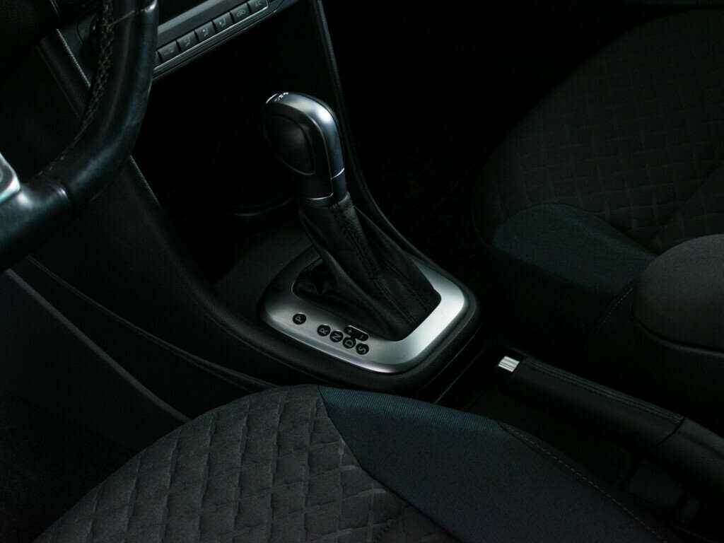 Купить Volkswagen Polo с пробегом. Фото: #13