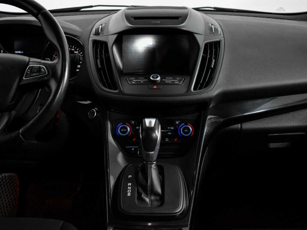 Купить Ford Kuga с пробегом. Фото: #14