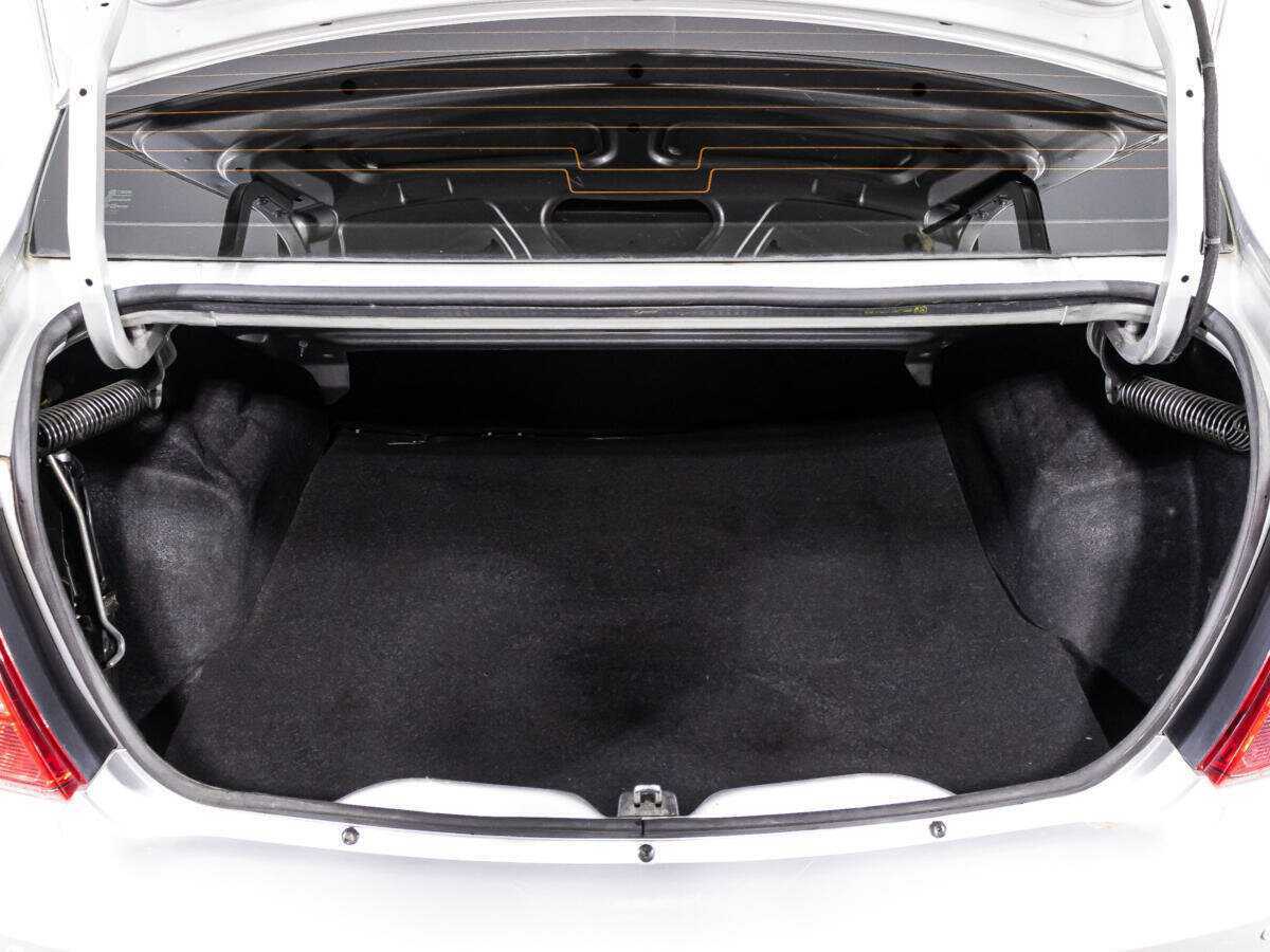 Купить Renault Logan с пробегом. Фото: #14