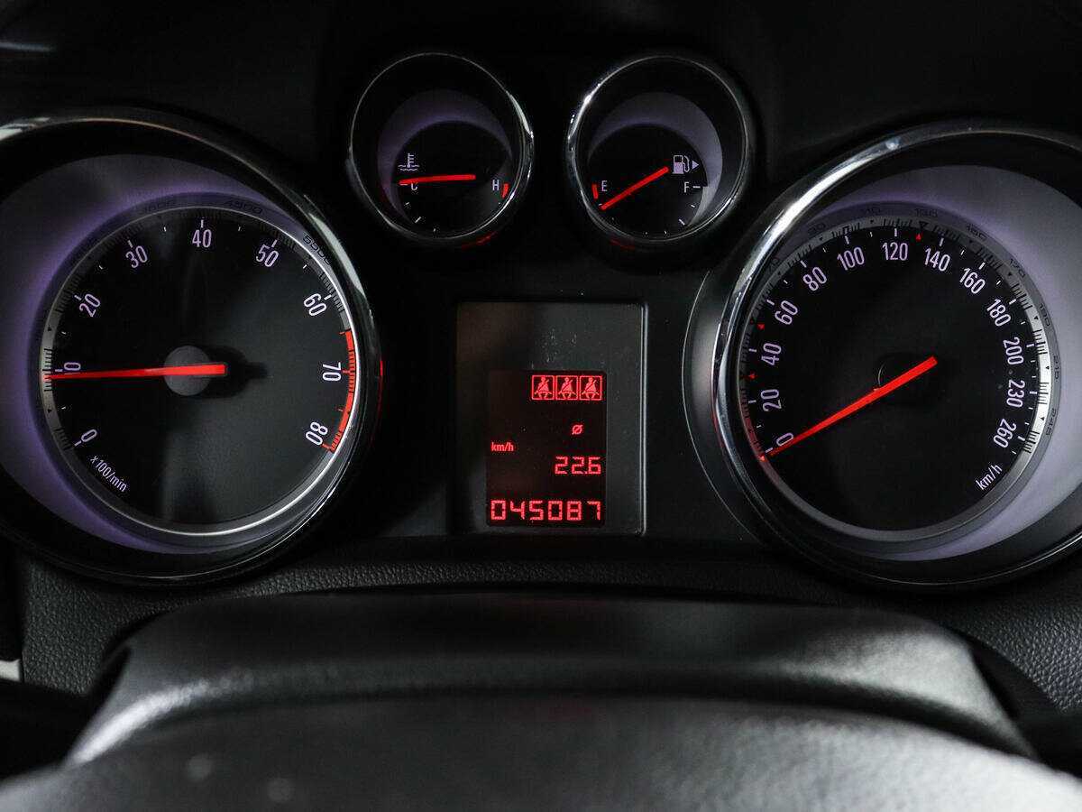 Купить Opel Mokka с пробегом. Фото: #8