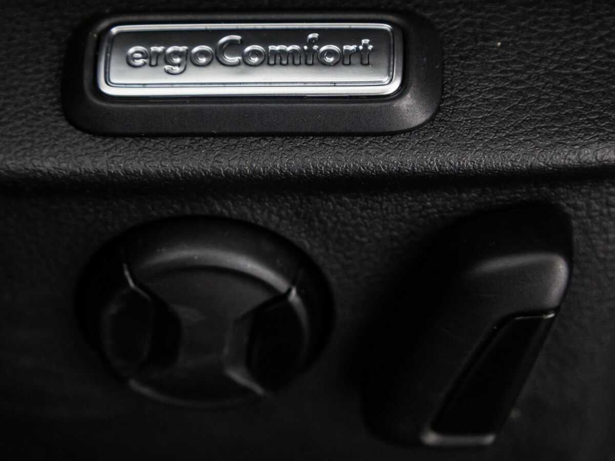 Купить Volkswagen Passat с пробегом. Фото: #20