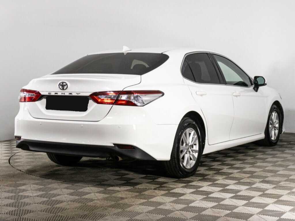 Купить Toyota Camry с пробегом. Фото: #4