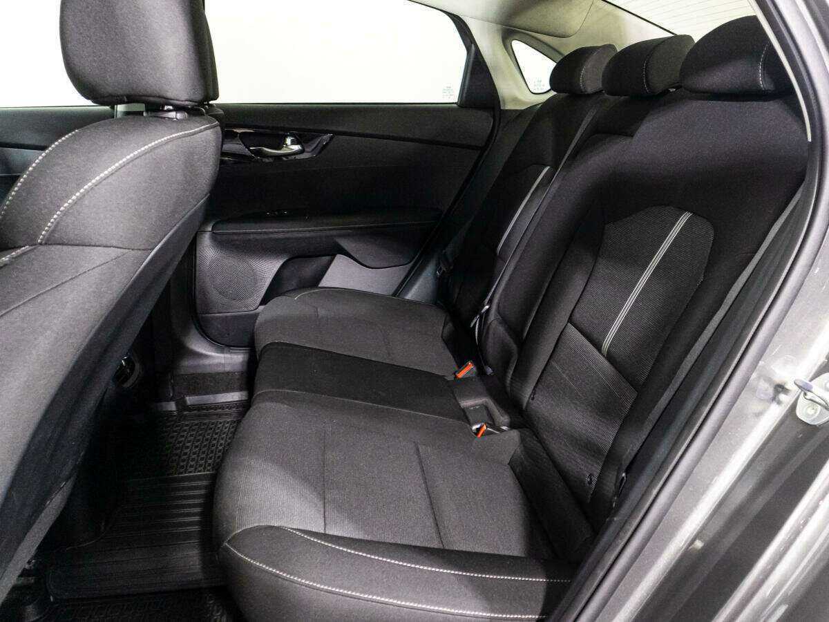 Купить Kia Cerato с пробегом. Фото: #9