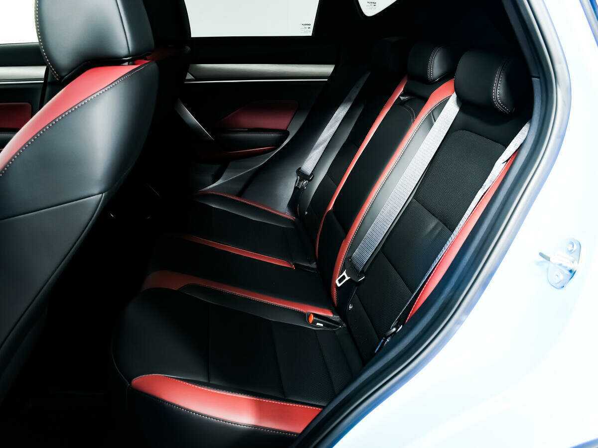 Купить Geely Coolray с пробегом. Фото: #11