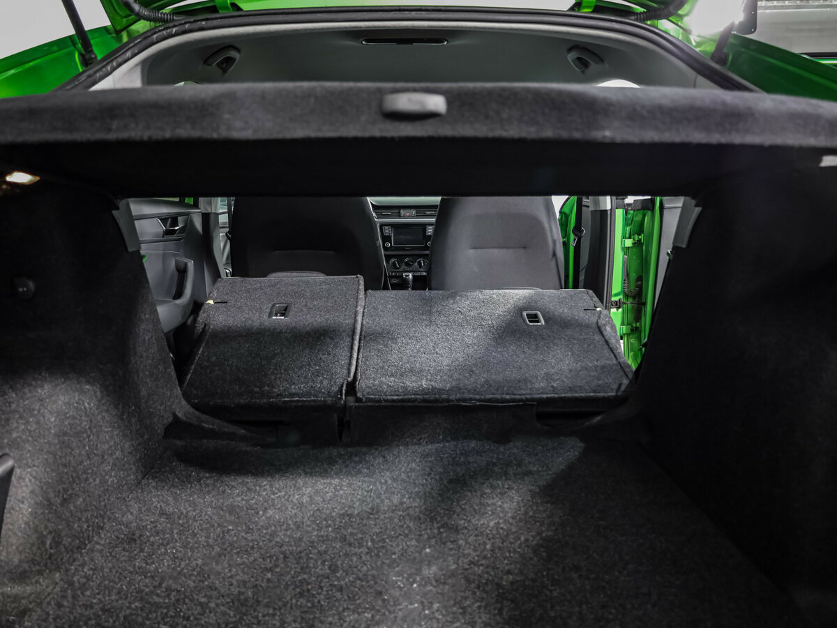 Купить Skoda Rapid с пробегом. Фото: #20