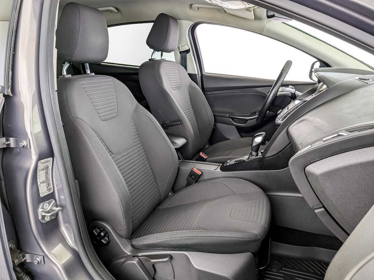 Купить Ford Focus с пробегом. Фото: #16